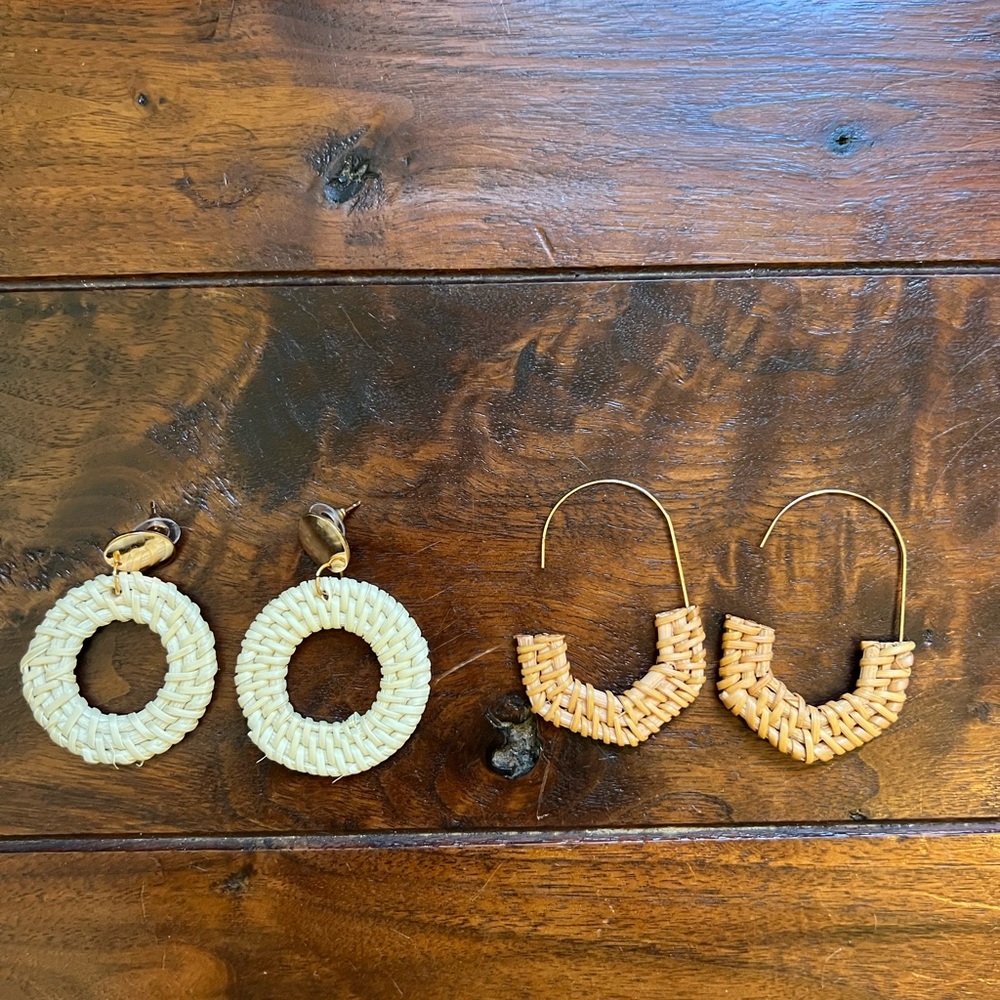 2 pairs wicker earrings